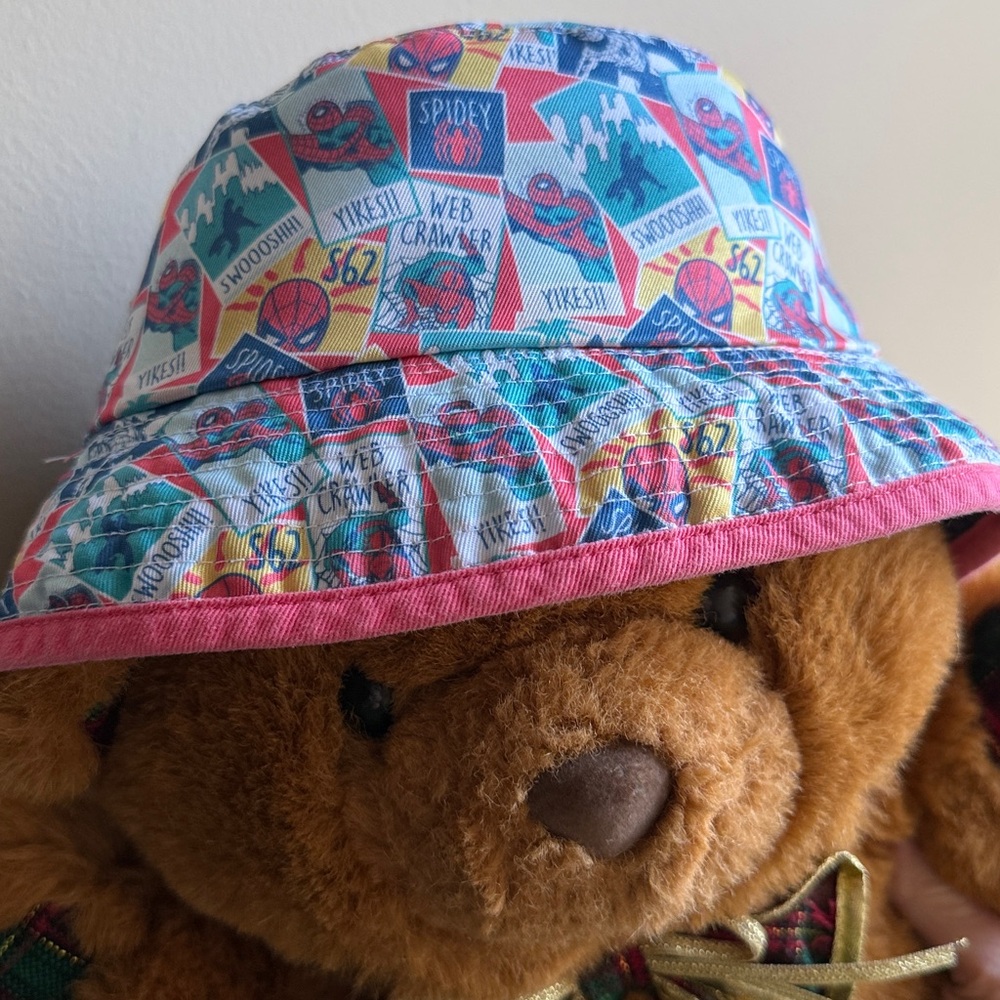 Marvel Spiderman Denim Hat reversible with colorful comic strip print on inside - Picture 8 of 12